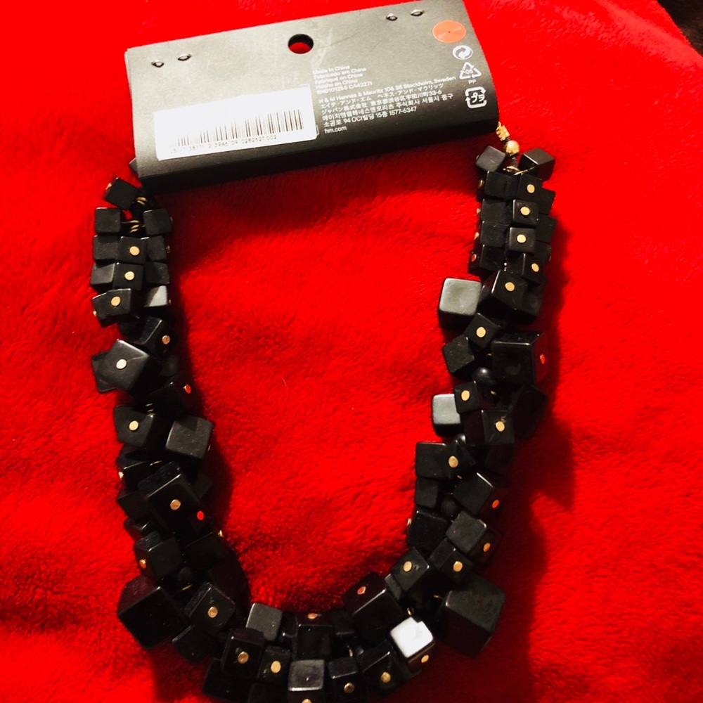 Necklace - Picture 4 of 4